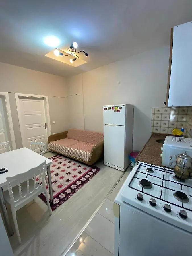 Lejlighed 2+1 Full Furnitured House In City Center Antalya Tyrkiet