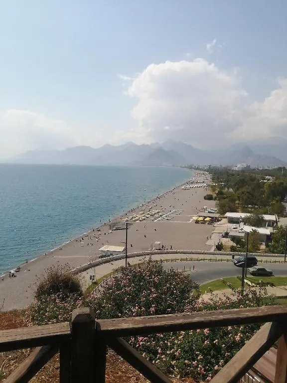 2+1 Full Furnitured House In City Center Antalya Lejlighed